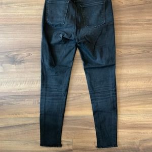 Black skinny jeans
